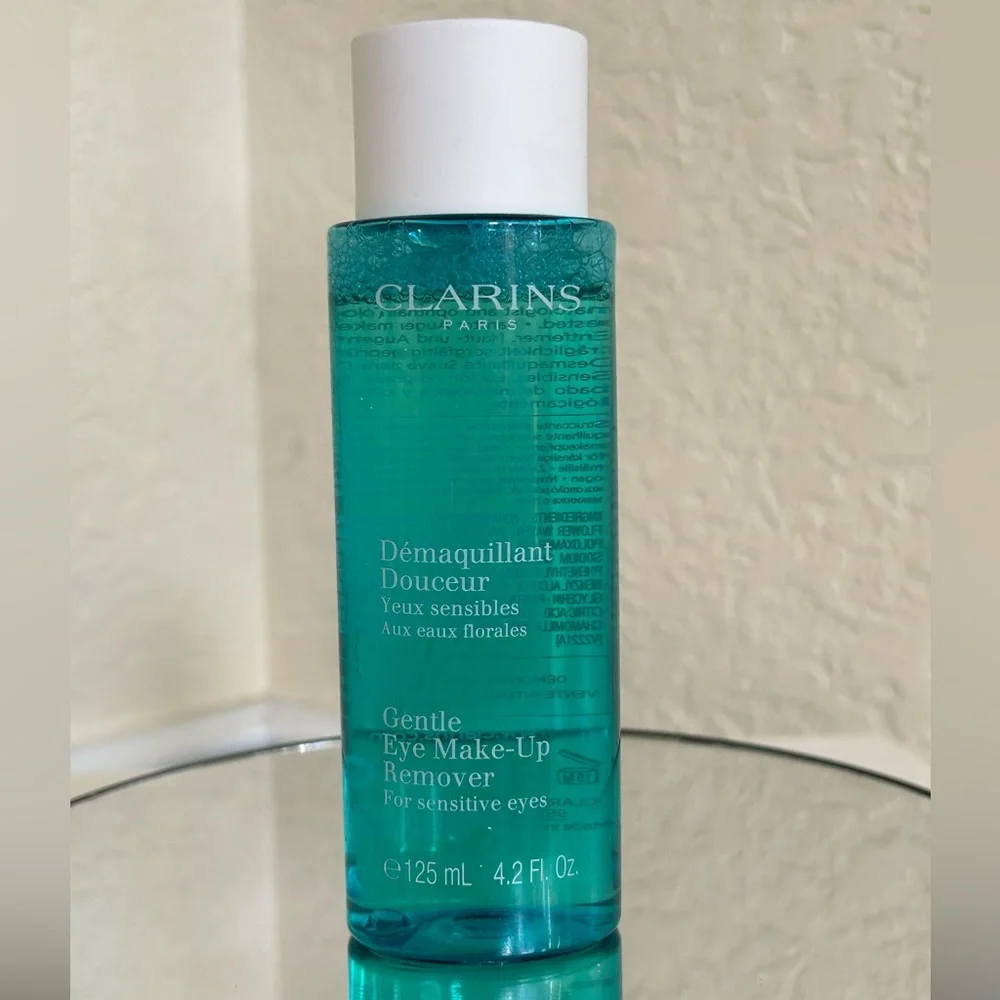 Clarins gentle eye makeup remover for sensitive eyes NEW